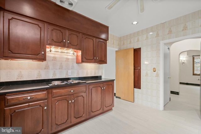 3007 OLIVER ST NW, Washington, DC 20015