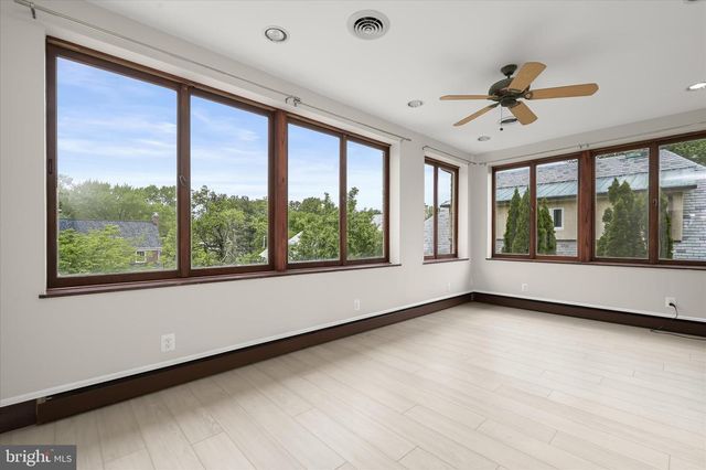 3007 OLIVER ST NW, Washington, DC 20015