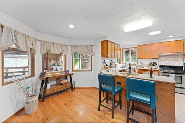 1841 Cascadia Circle, Medford, OR 97504