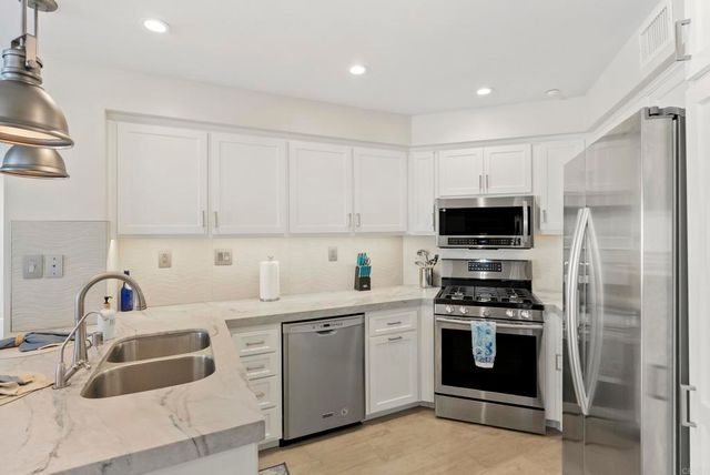 400 N The Strand 4, Oceanside, CA 92054