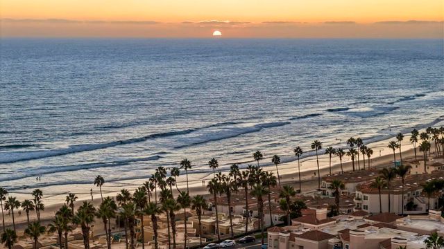 400 N The Strand 4, Oceanside, CA 92054