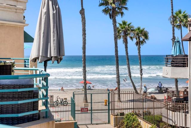 400 N The Strand 4, Oceanside, CA 92054