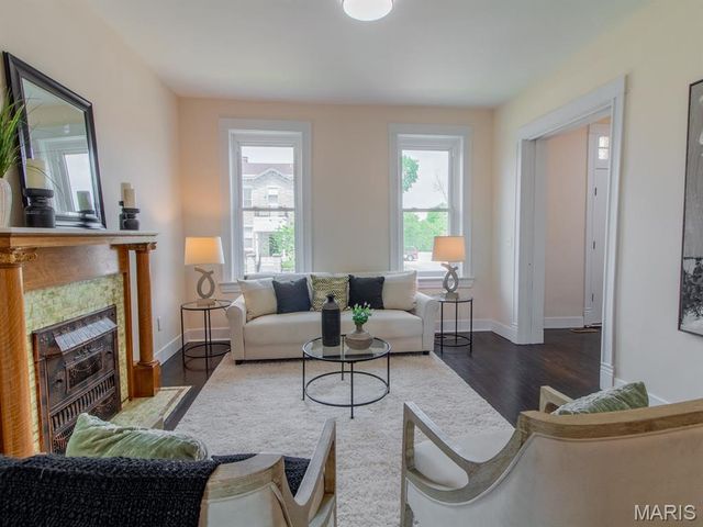 6212 Michigan Avenue, St Louis, MO 63111