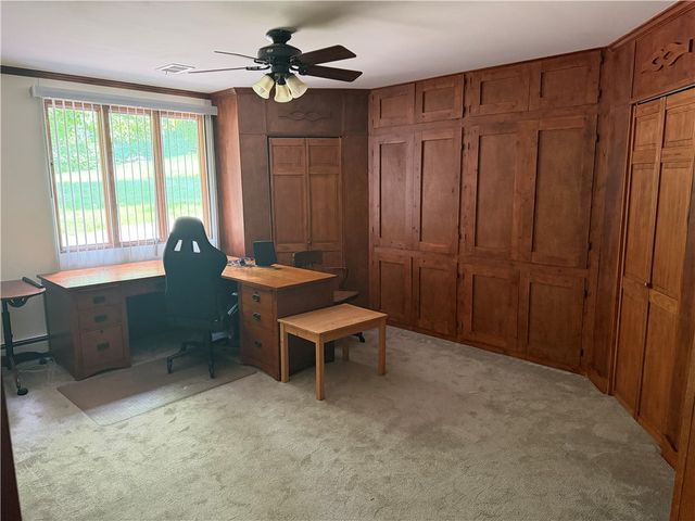 3137 Harts Run Rd, Hampton, PA 15101