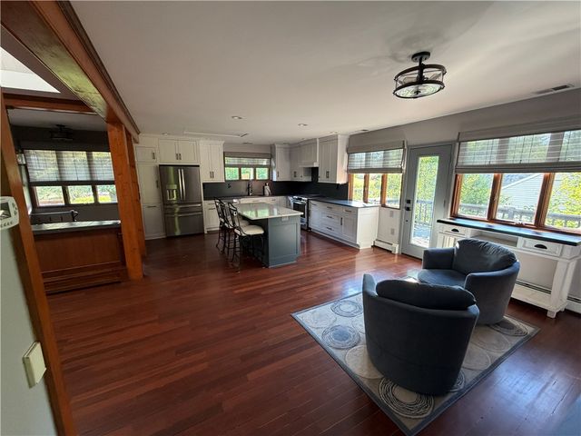 3137 Harts Run Rd, Hampton, PA 15101