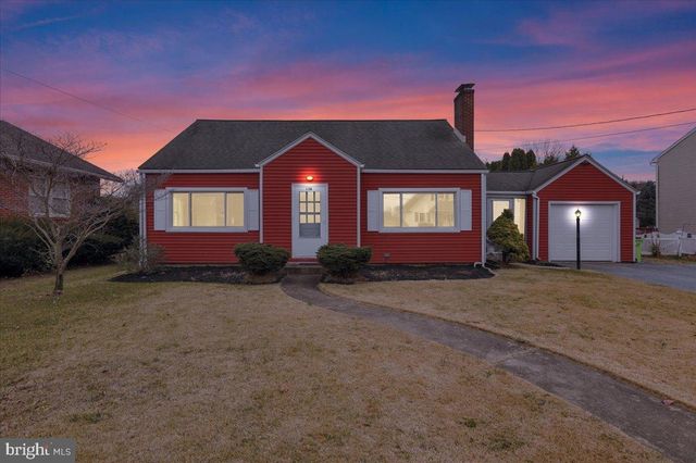 138 W MAIN ST, Newmanstown, PA 17073