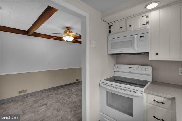 138 W MAIN ST, Newmanstown, PA 17073