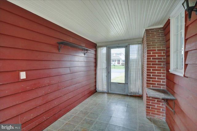 138 W MAIN ST, Newmanstown, PA 17073