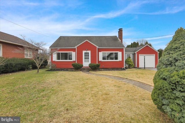 138 W MAIN ST, Newmanstown, PA 17073