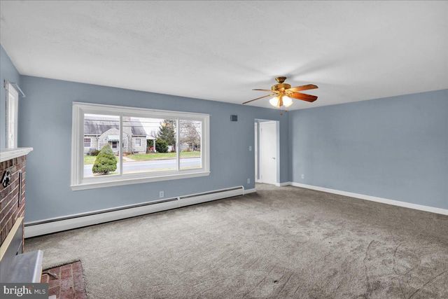 138 W MAIN ST, Newmanstown, PA 17073