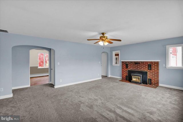 138 W MAIN ST, Newmanstown, PA 17073