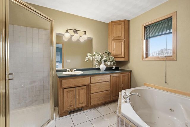 W4967 BURDICK ROAD, Black Creek, WI 54106