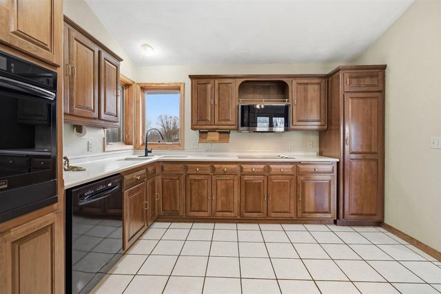 W4967 BURDICK ROAD, Black Creek, WI 54106