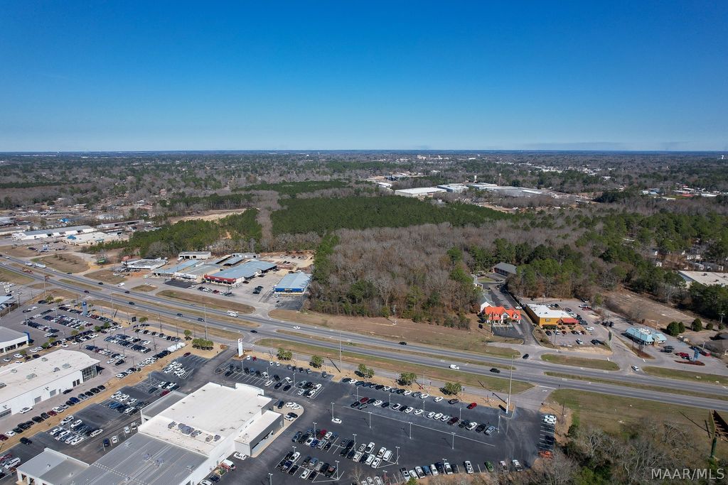 0 ROSS CLARK Circle, Dothan, AL 36302