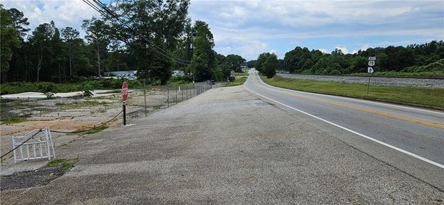 14971 VETERANS MEMORIAL Highway, Villa Rica, GA 30180