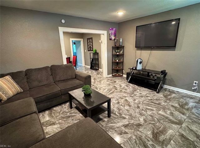 203 Blair AVE, Newport News, VA 23607
