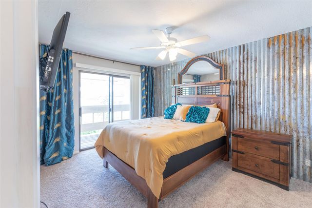 38 Regency Point, Conroe, TX 77356