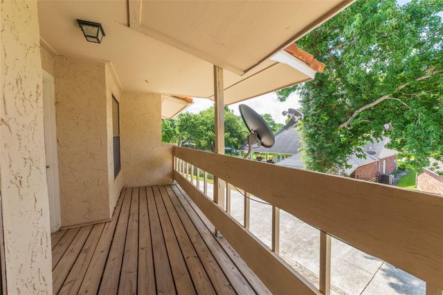 38 Regency Point, Conroe, TX 77356