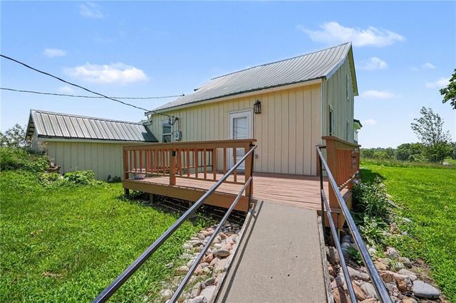5597 SW County Line Road, Trimble, MO 64492