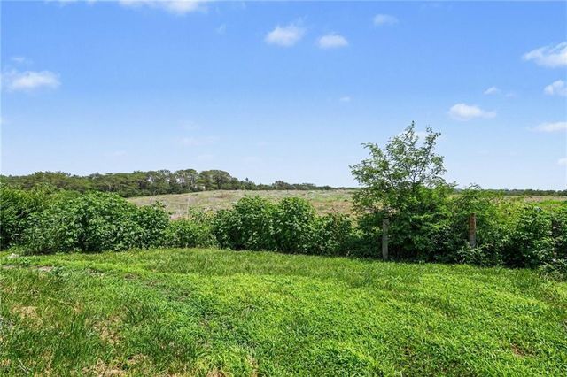 5597 SW County Line Road, Trimble, MO 64492