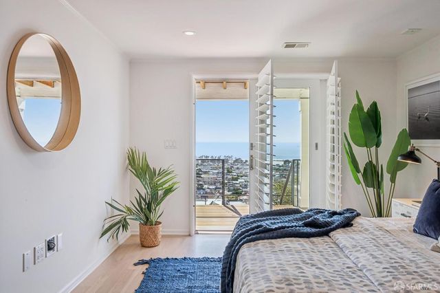 2029 14th Avenue, San Francisco, CA 94116