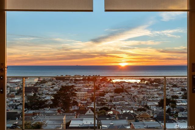 2029 14th Avenue, San Francisco, CA 94116