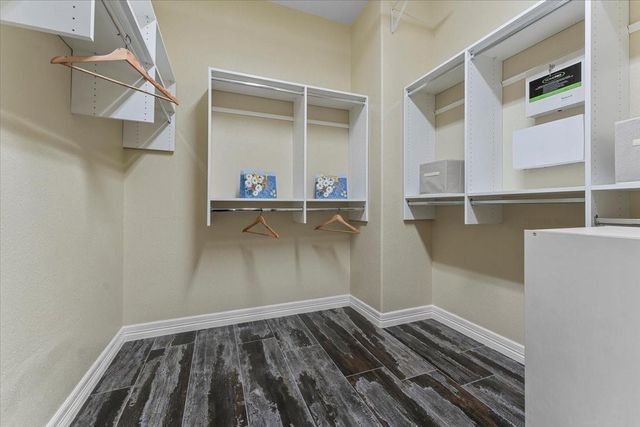 1005 Prescott Drive, Conroe, TX 77301