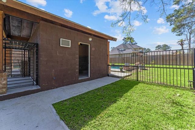 1005 Prescott Drive, Conroe, TX 77301