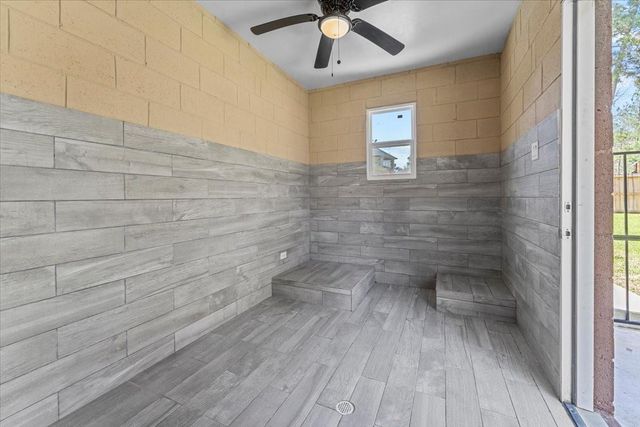 1005 Prescott Drive, Conroe, TX 77301