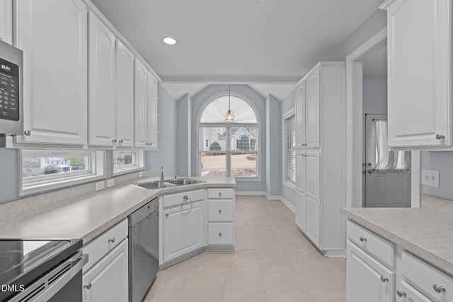 1008 Daresbury Drive, Apex, NC 27502