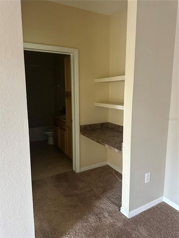 10105 COURTNEY OAKS CIRCLE 304, Tampa, FL 33619