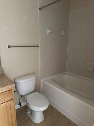 10105 COURTNEY OAKS CIRCLE 304, Tampa, FL 33619