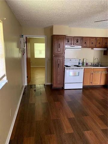 5217 17TH STREET, Zephyrhills, FL 33542
