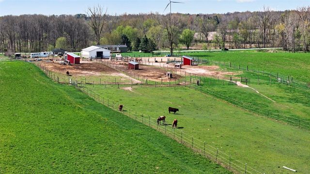 18990 Rome Road, Hudson, MI 49247