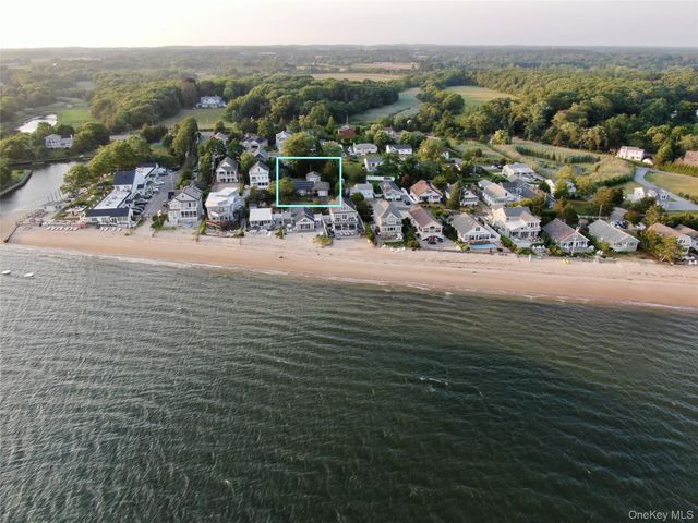 17 Locust Street, Riverhead, NY 11901