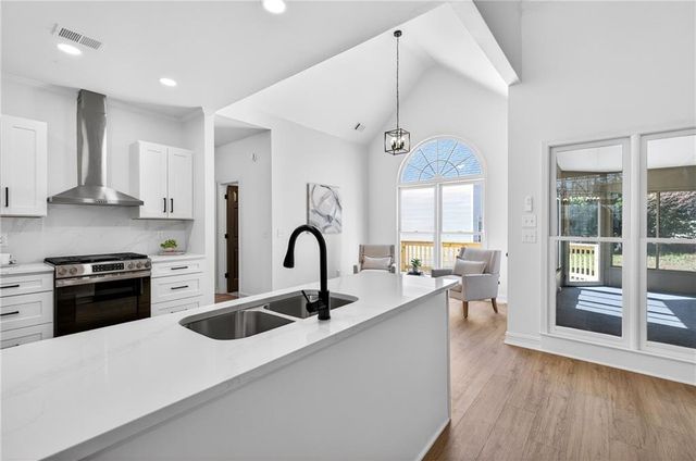 2325 Ettas SE Circle, Conyers, GA 30013