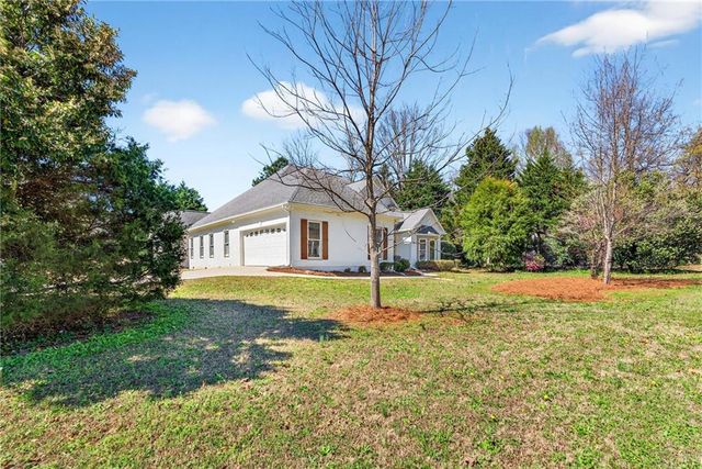 2325 Ettas SE Circle, Conyers, GA 30013