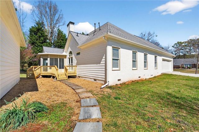 2325 Ettas SE Circle, Conyers, GA 30013