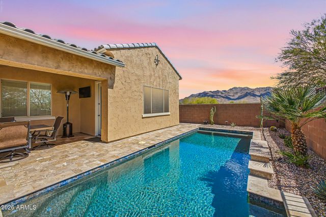 7962 S PARKCREST Street, Gilbert, AZ 85298