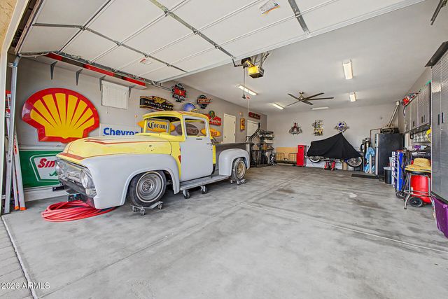 7962 S PARKCREST Street, Gilbert, AZ 85298