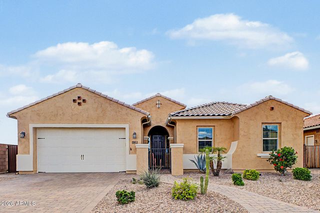 7962 S PARKCREST Street, Gilbert, AZ 85298
