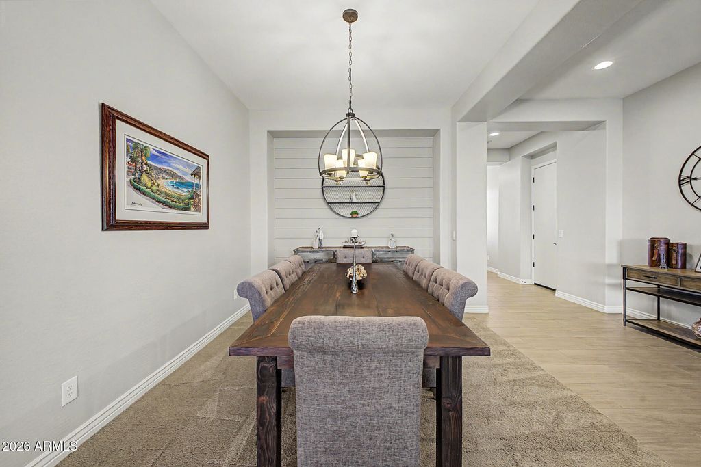 Image 13 of property listing at 7962 S PARKCREST Street, Gilbert, AZ 85298