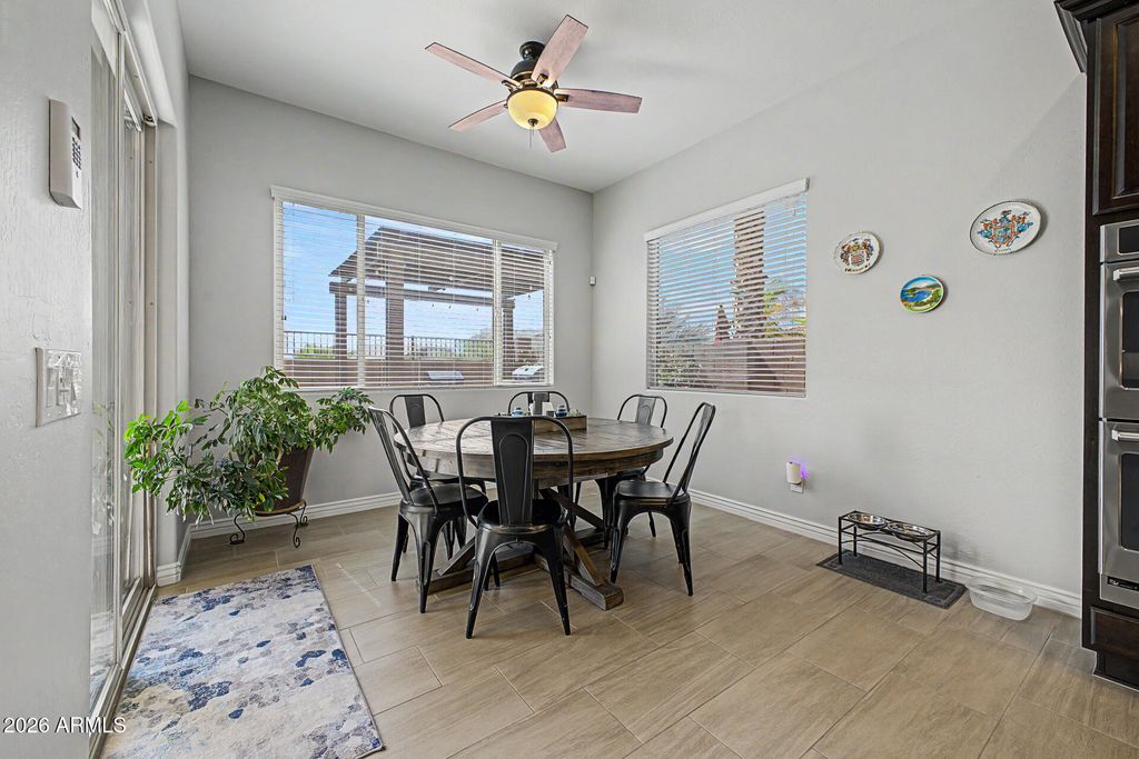 Image 15 of property listing at 7962 S PARKCREST Street, Gilbert, AZ 85298