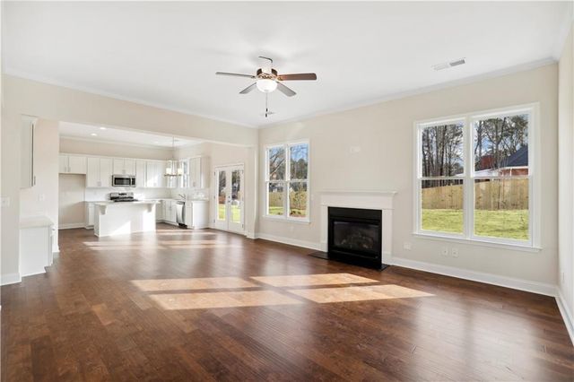 5927 Creek Indian Drive, Sugar Hill, GA 30518