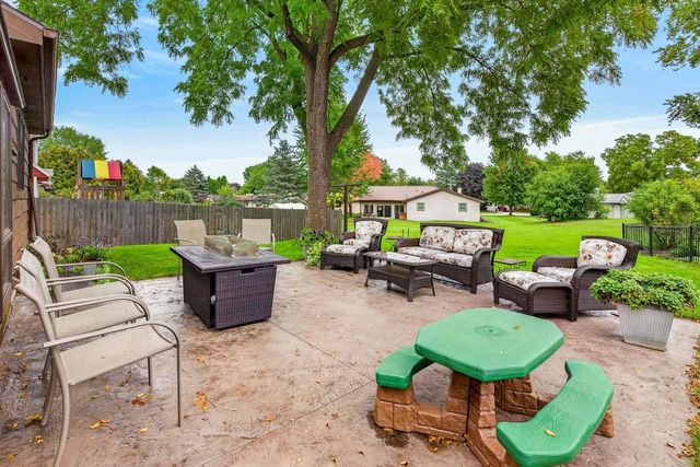 3412 N MARIAH LANE, Appleton, WI 54911