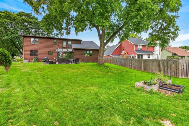 3412 N MARIAH LANE, Appleton, WI 54911