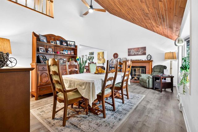 3412 N MARIAH LANE, Appleton, WI 54911