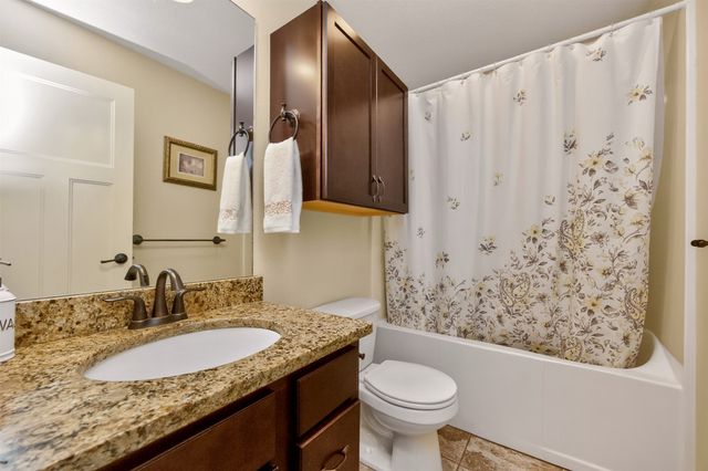 1203 NW Boulder Point Place, Ankeny, IA 50023