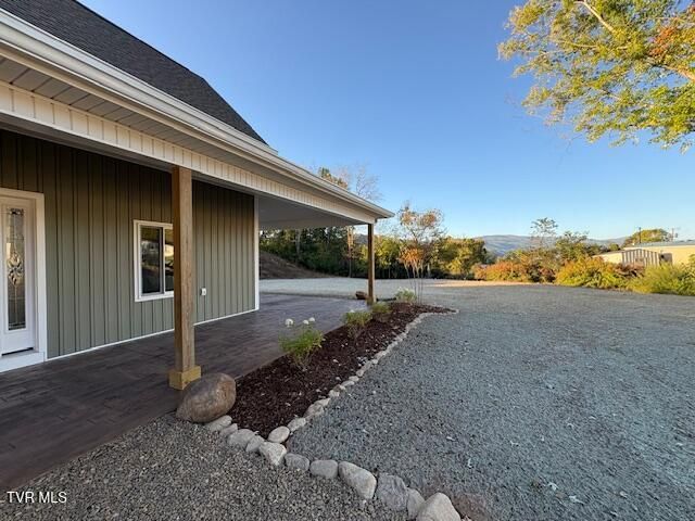 2496 Siam Road, Elizabethton, TN 37643