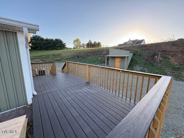 2496 Siam Road, Elizabethton, TN 37643